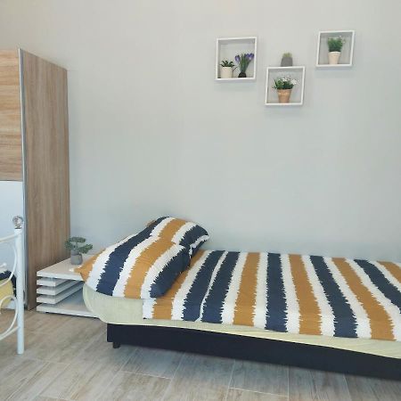 Studio Apartment Palmira Ližnjan Dış mekan fotoğraf